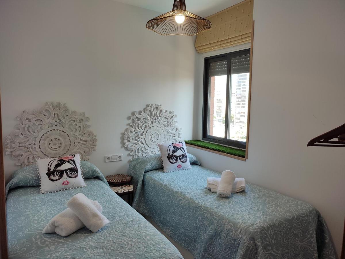 Junto Playa Levante Con Terraza Chill-Out-2 Wcs-A Estrenar Gemelos 23 Benidorm Zewnętrze zdjęcie